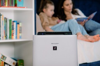 Sharp UA-HD60E-L - zdjęcie lifestyle