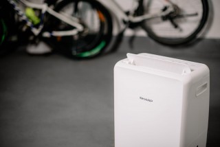 Sharp UD-P16E-W - arażacja osuszacza