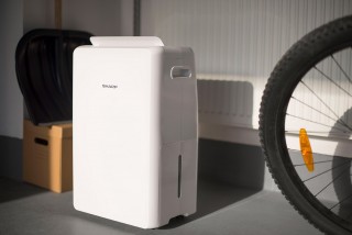 Sharp UD-P16E-W - arażacja osuszacza