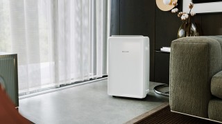 Sharp UD-P20E-W - aranżacja osuszacza