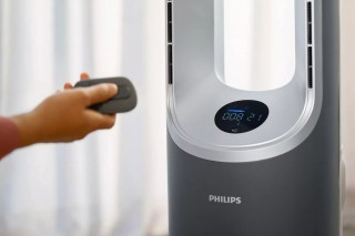 Philips AMF870/15 Air Performer - obsługa przez pilot