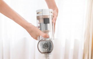 Dreame P10 Pro - opróżnianie zbiornika