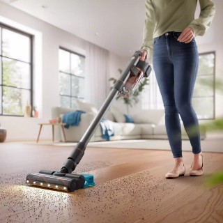 Philips Aqua 7000 XC7053/01 - odkurzanie i mycie podłogi