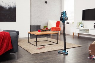 Sharp SA-VP3501AQ - aranżacja odkurzacza, konstrukcja samostojąca