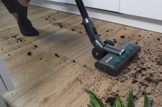 Concept VP6130 - odkurzanie podłogi