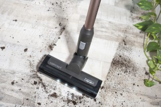 Concept VP6025 - odkurzanie podłogi