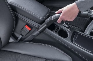 Długa ssawka Miele szczelinowa - odkurzanie auta