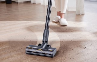 Dreame V12 Pro - odkurzanie podłogi