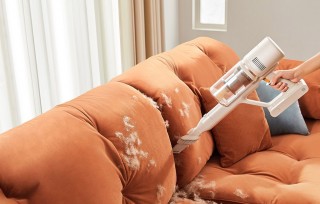 Dreame U10 - jednostka ręczna podczas odkurzania