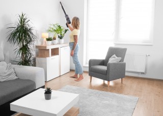 Concept VP6150 Ultimate UV Power - odkurzanie ciżęko dostępnego miejsca